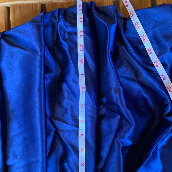 Le Chateau formal dress - Picture 7 of 9